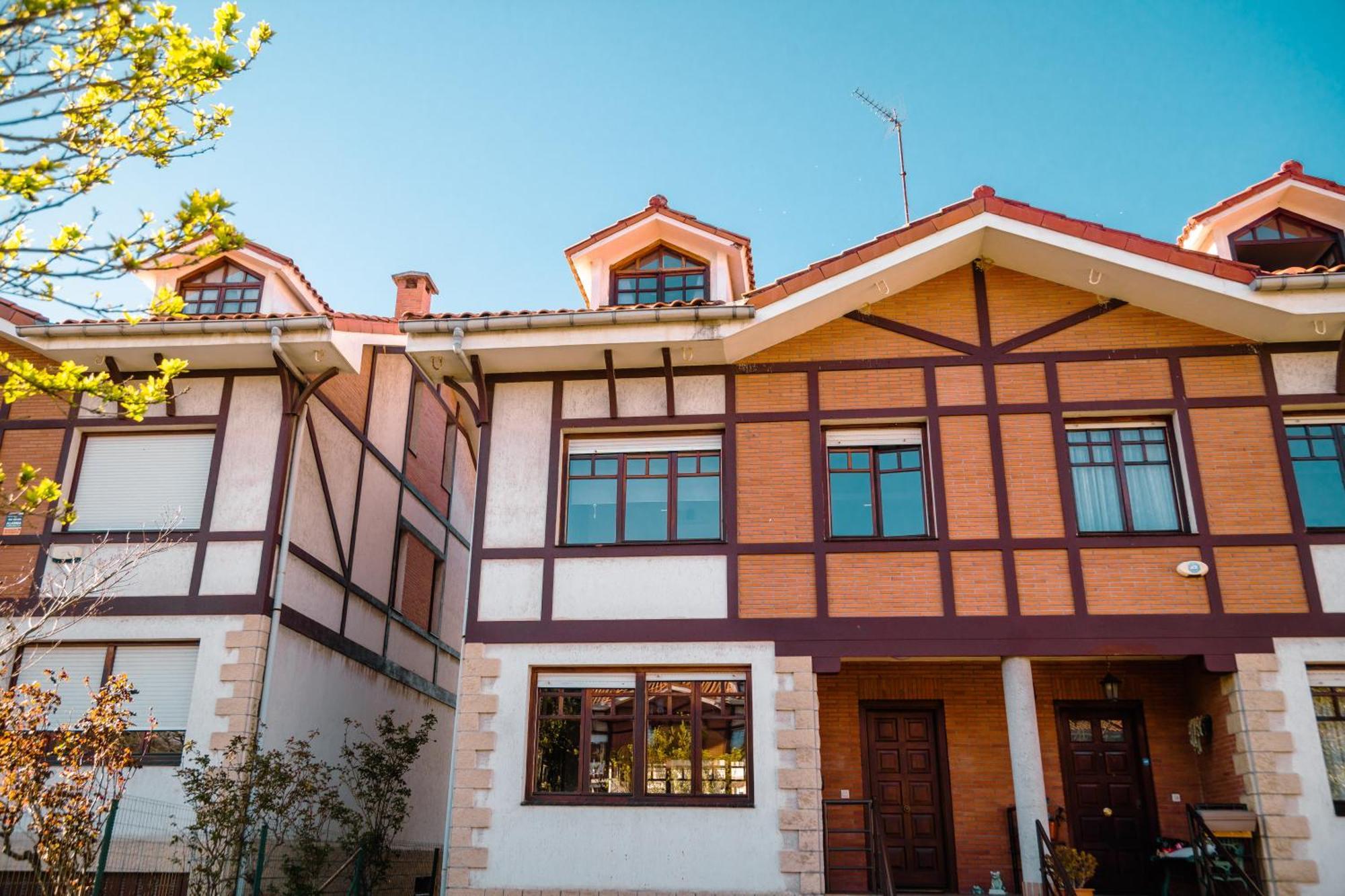 Chalet Bilbao-Aeropuerto Sondika Exterior photo